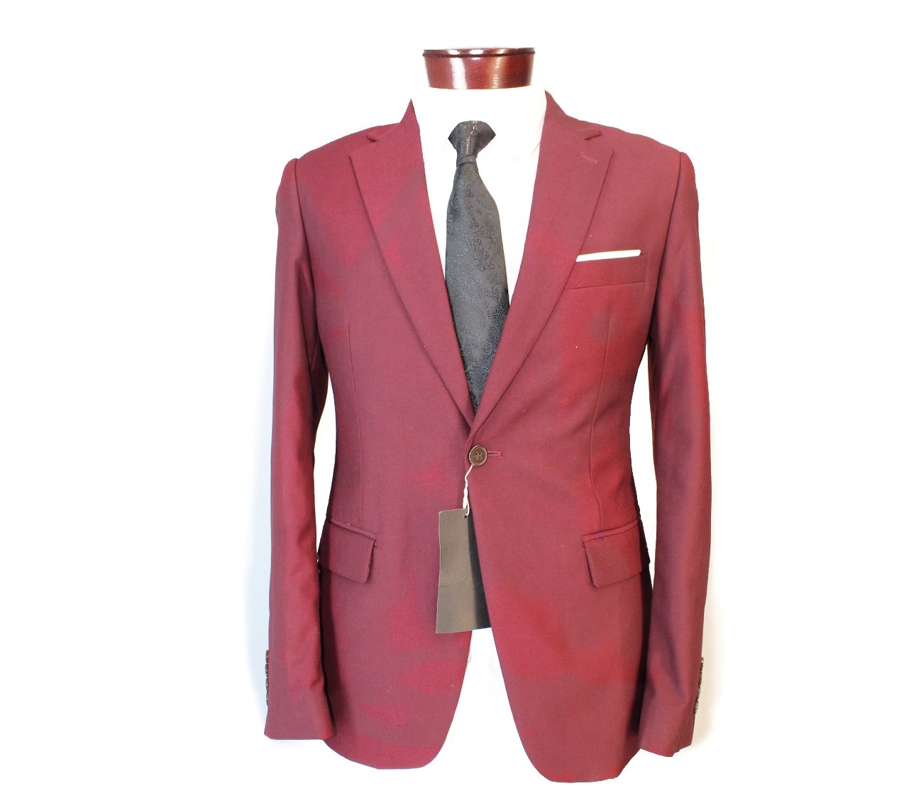 Dark Men Suit Elegan style with a smooth feeling fabric best for wedding or meeting